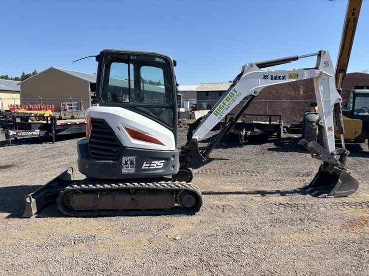 2018-bobcat-e35-image-6