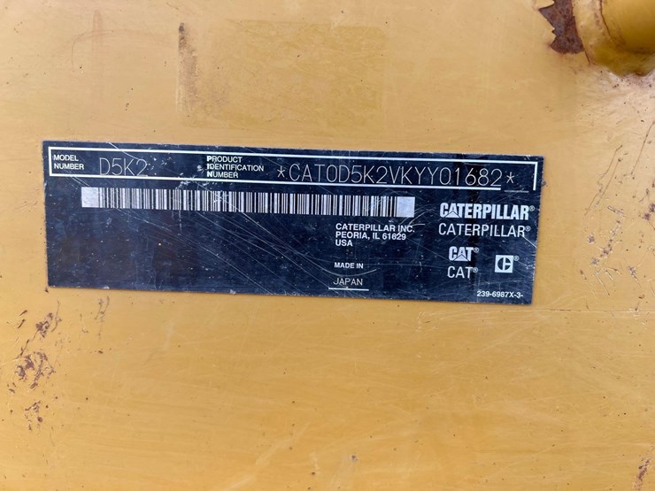 2015-caterpillar-d5k2-lgp-image-20