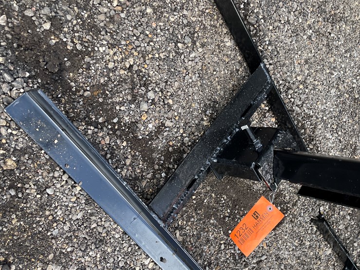 #1232-•-dueling-pistol-tree-target-image-2