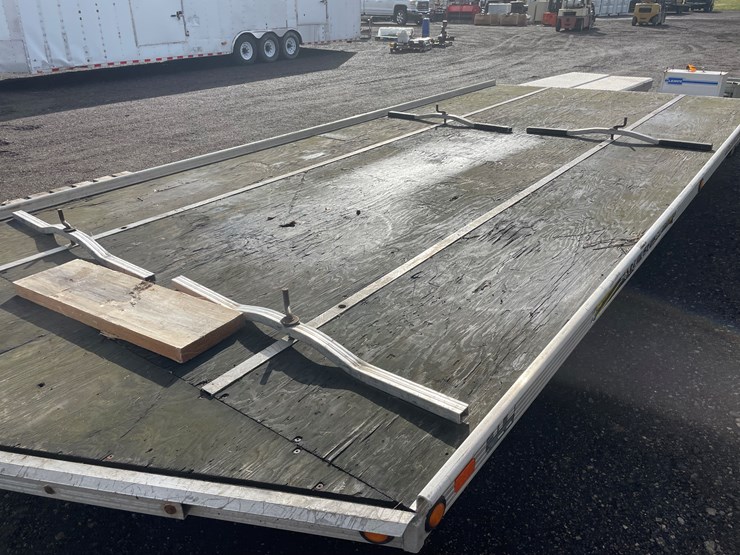 #1093-•-1997-sled-bed-4-place-snowmobile-trailer-(no-title)-image-11