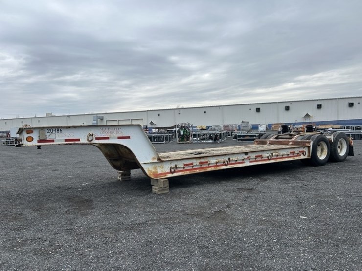 1973-fruehauf-trailer-image-1