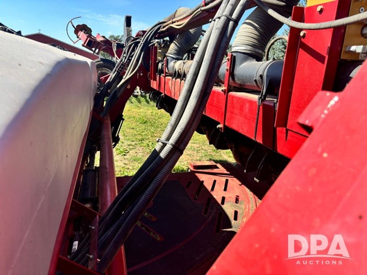 2012-case-ih-1240-image-71