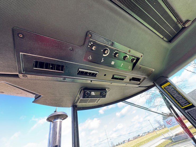 john-deere-4440-image-27