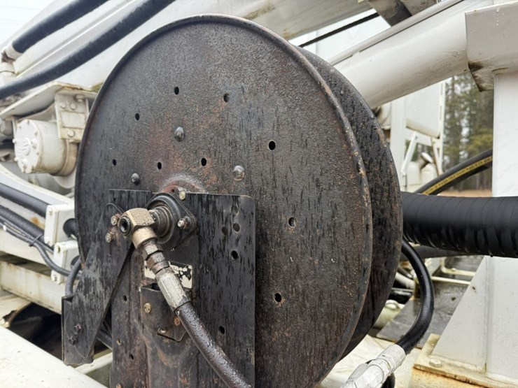 2002-caterpillar-3126-image-48