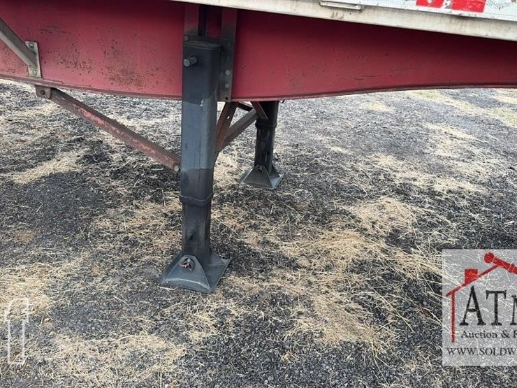 2003-utility-48-ft-image-12