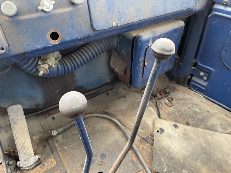 #1250-•-1963-mack-b53s-cab-and-chassis-(has-wi-title)-image-29