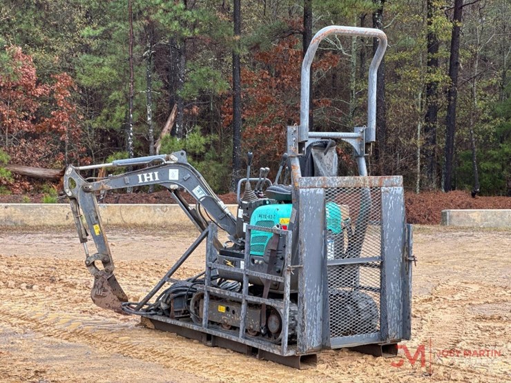 2015-ihi-9vxe-electric-mini-excavator-with-drive-on-rack-image-1