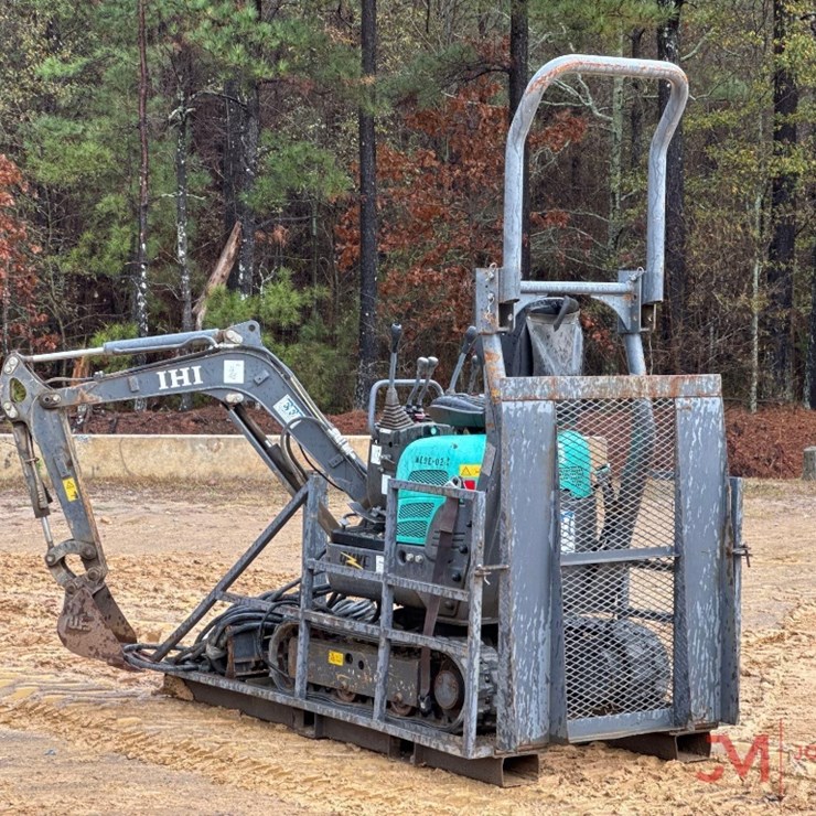 2015 IHI 9VXE ELECTRIC MINI EXCAVATOR WITH DRIVE ON RACK