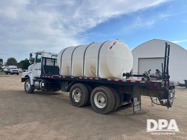 1993-white-gmc-liquid-truck-(dr8592-unit-129952)-image-15