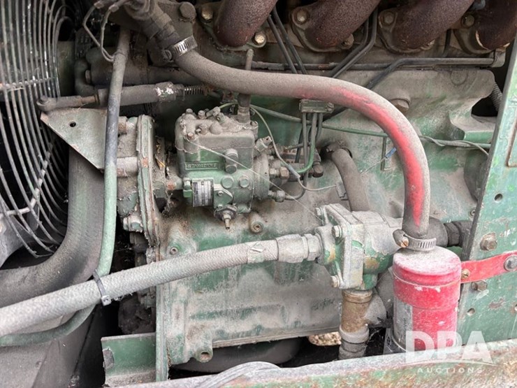 john-deere-185-image-11