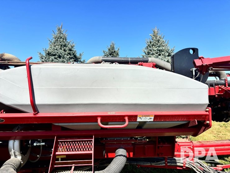 2012-case-ih-1240-image-66