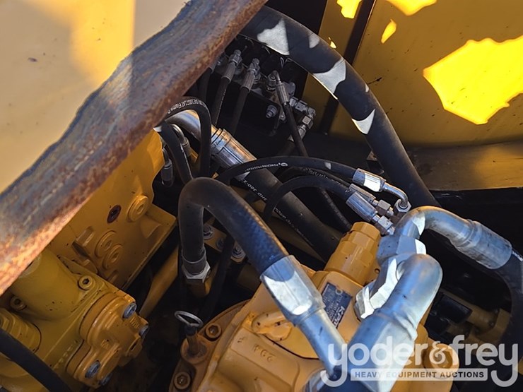 2023-sany-sy225-image-53