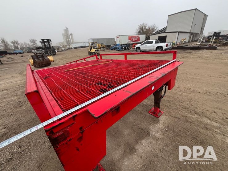 dura-ramp-portable-loading-dock-(gp12115)-image-18