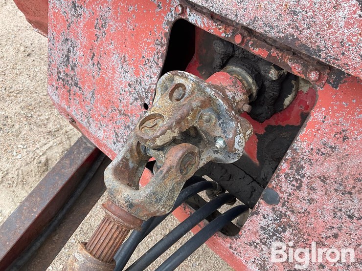 new-holland-3118-image-13