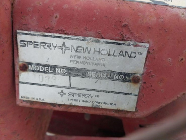 new-holland-1033-image-11