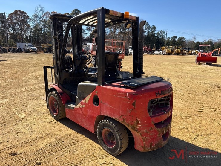2022-hangcha-cd35-xw97f-straight-mast-forklift-image-3