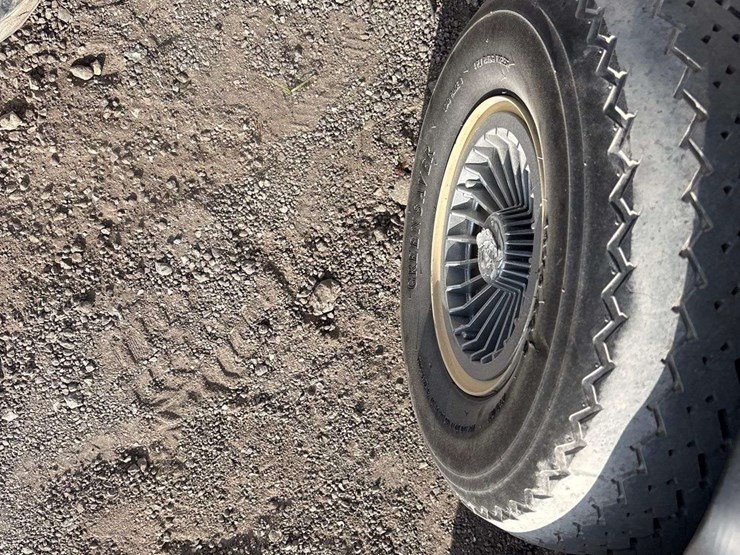 ez-go-golf-cart-image-13