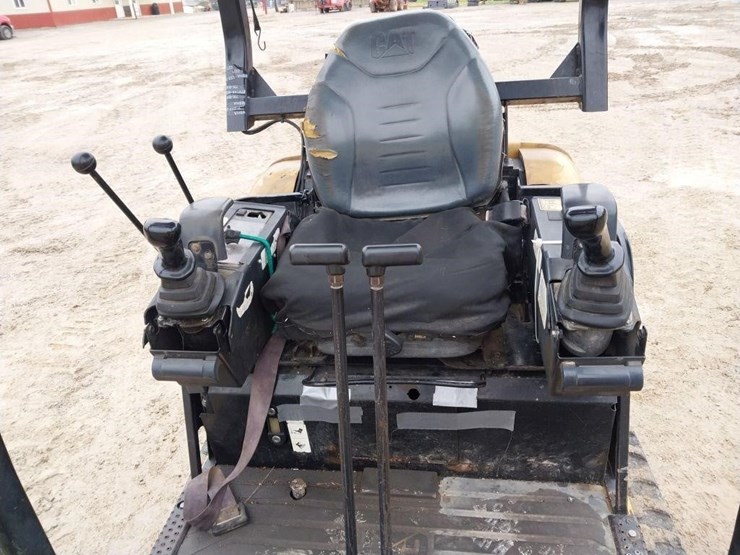 caterpillar-301.8-image-7