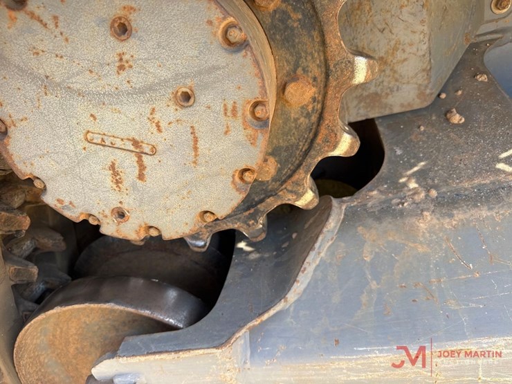 2018-takeuchi-tl12r2-image-14