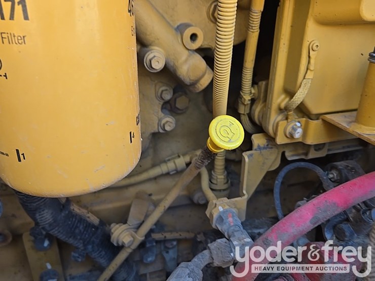 2016-caterpillar-120m2-image-141