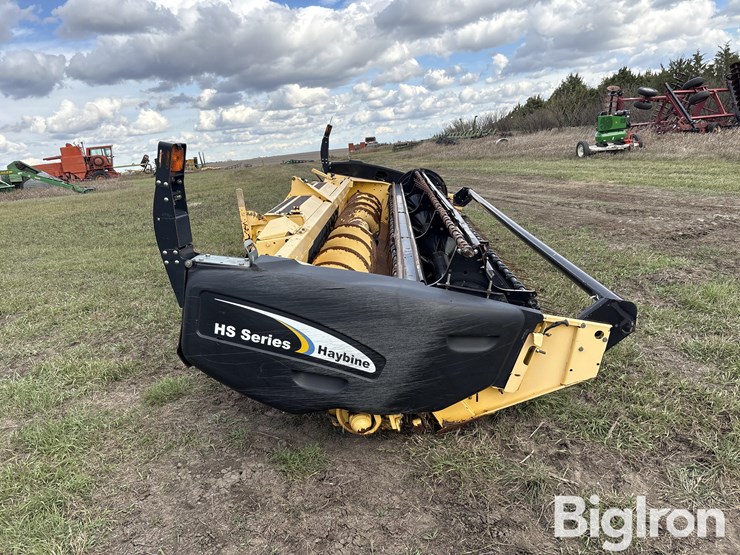 new-holland-18hs-image-4