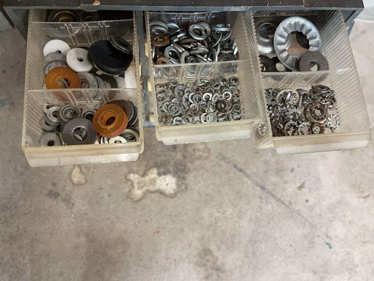 screw-cabinet,-electrical-assortment,-wood-keys-image-6