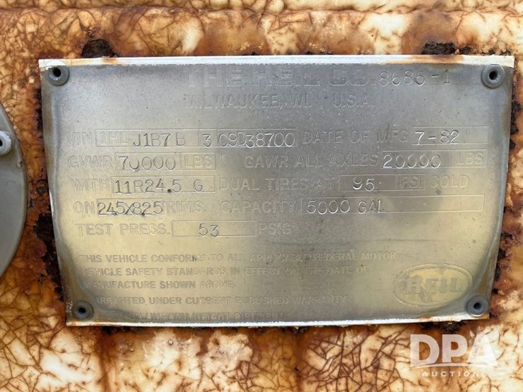 1982-heil-trailer-image-47