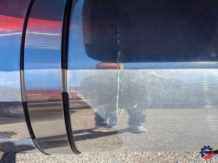 2016-mack-granite-gu713-image-38