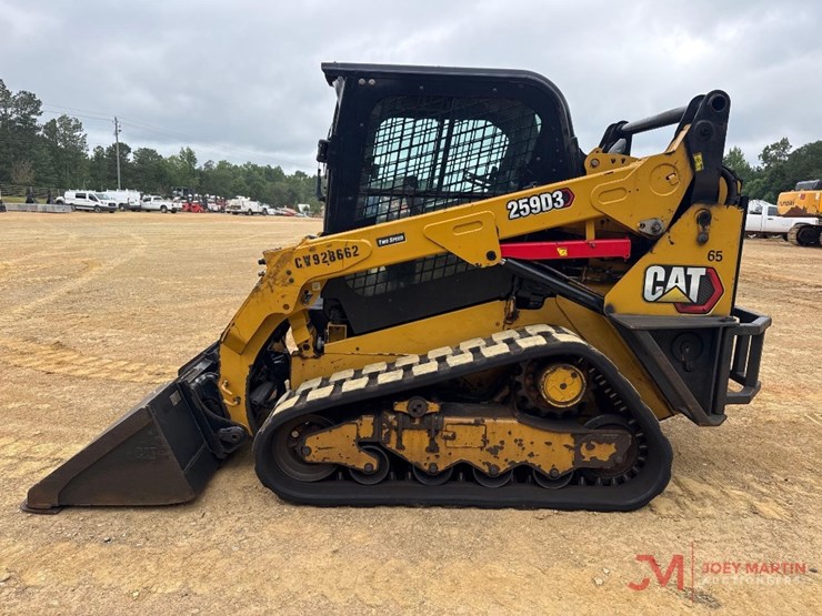 2023-caterpillar-259d3-image-5