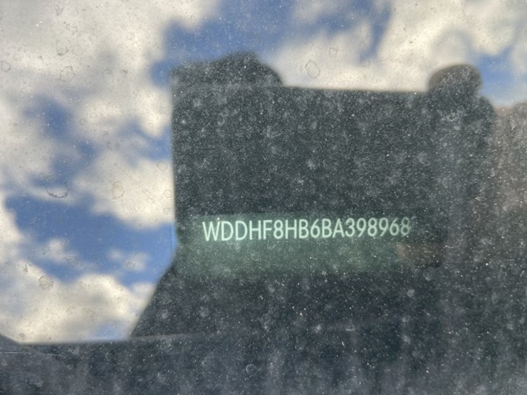 2011-mercedes-benz-e350-awd-sedan-image-18