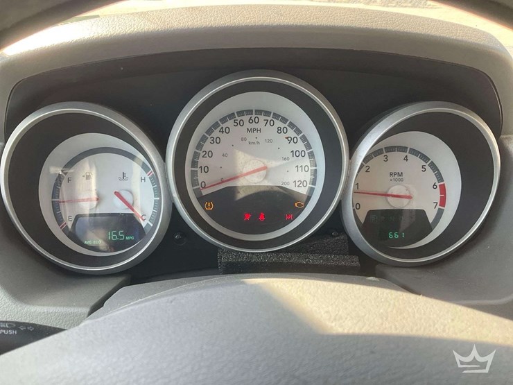 2010-dodge-grand-caravan-image-13