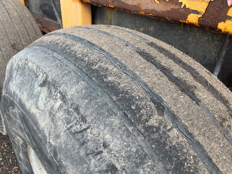 kuhn-knight-2044-image-18