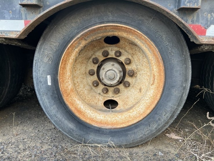 2006-ledwell-tri-axle-step-deck-trailer-image-22