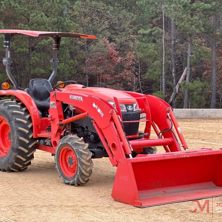 2017 KUBOTA L4701