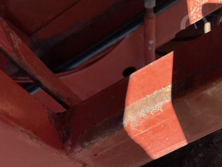 1980-hesston-4900-image-34