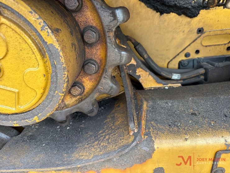 2023-caterpillar-259d3-image-17