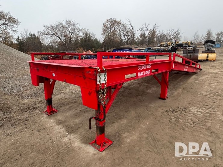 dura-ramp-portable-loading-dock-(gp12115)-image-5