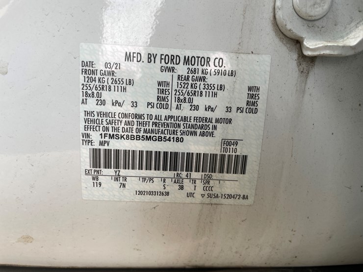 2021-ford-explorer-image-10