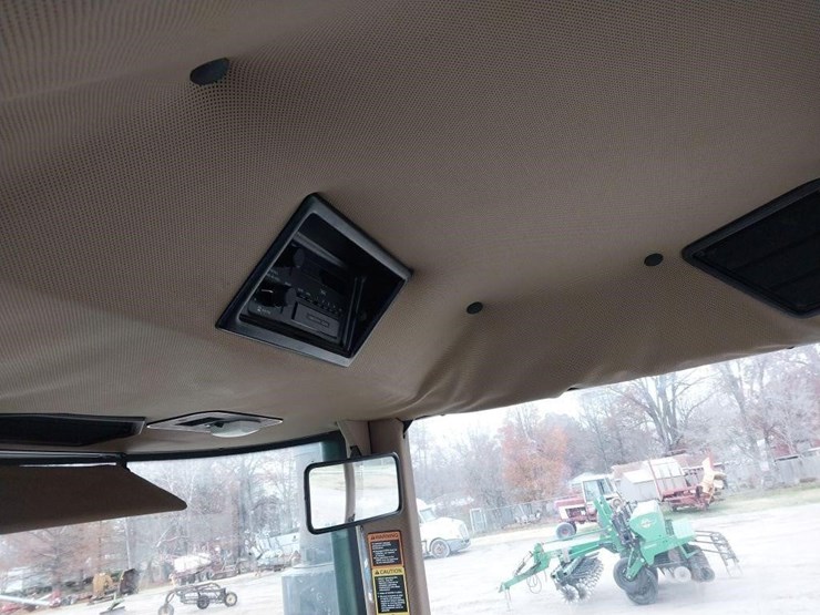 john-deere-8570-image-14