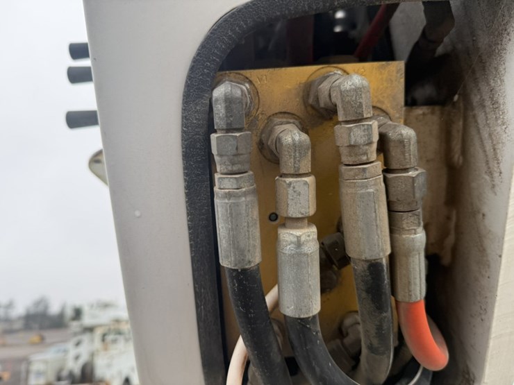 2006-caterpillar-c7-image-63