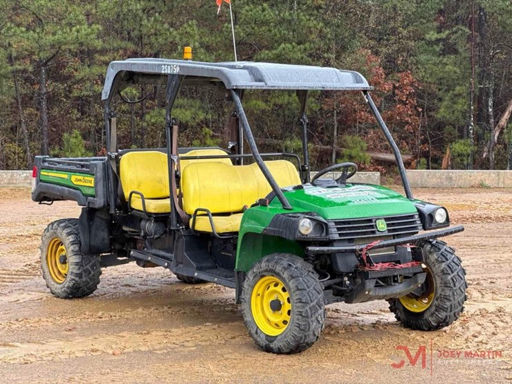 john-deere-gator-image-2