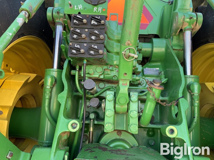 1997-john-deere-8300-image-11