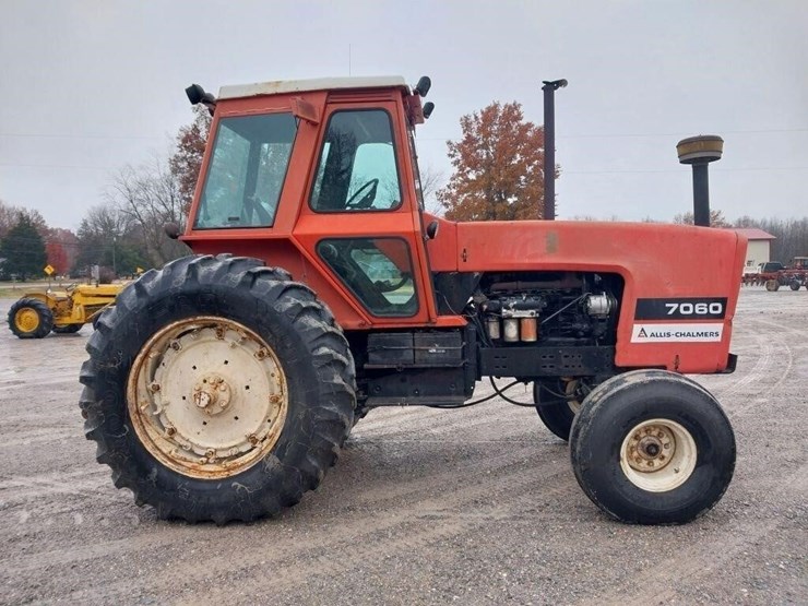 agco-allis-7060-image-4