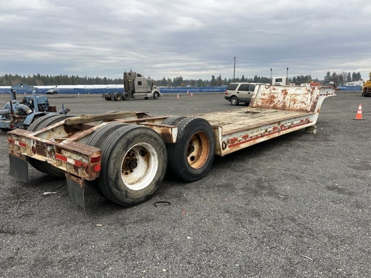 1973-fruehauf-trailer-image-5