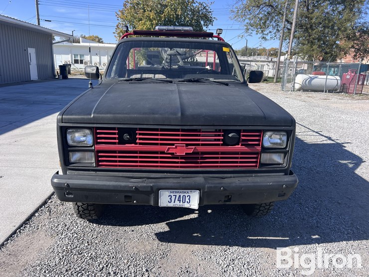 1986-chevrolet-custom-deluxe-image-2