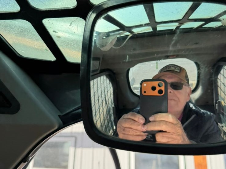 2022-caterpillar-279d3-image-65