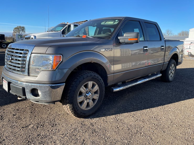 2012-ford-f150-xlt-image-1