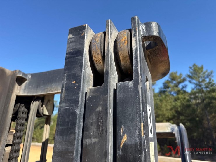 2022-hangcha-cd35-xw97f-straight-mast-forklift-image-6