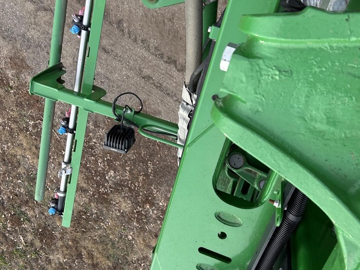 2017-john-deere-r4038-image-70