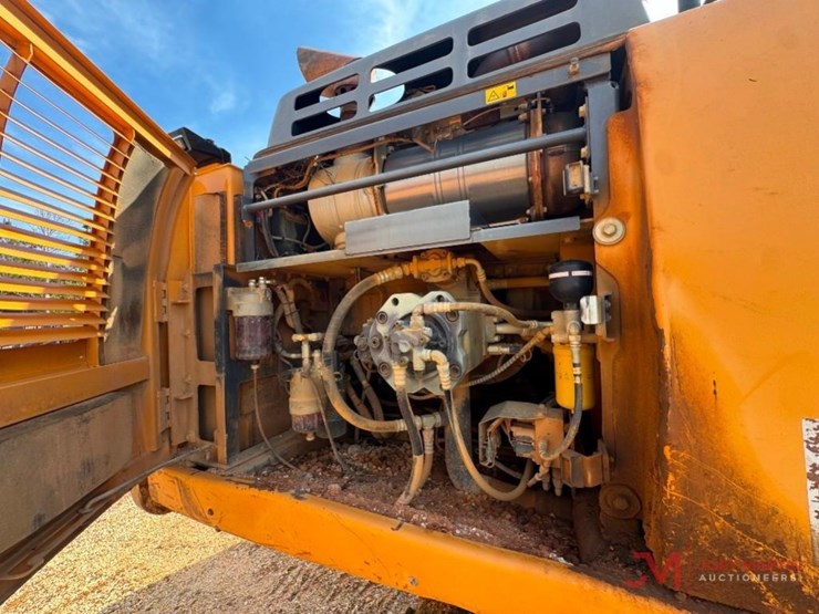 2015-case-cx350d-image-15